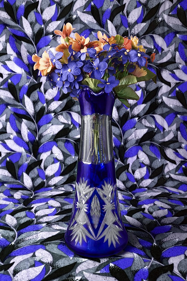 Adrian Fernandez, To Be or To Pretend: Untitled #16 (Edition 3 of 7)
2009, Digital Color Photography